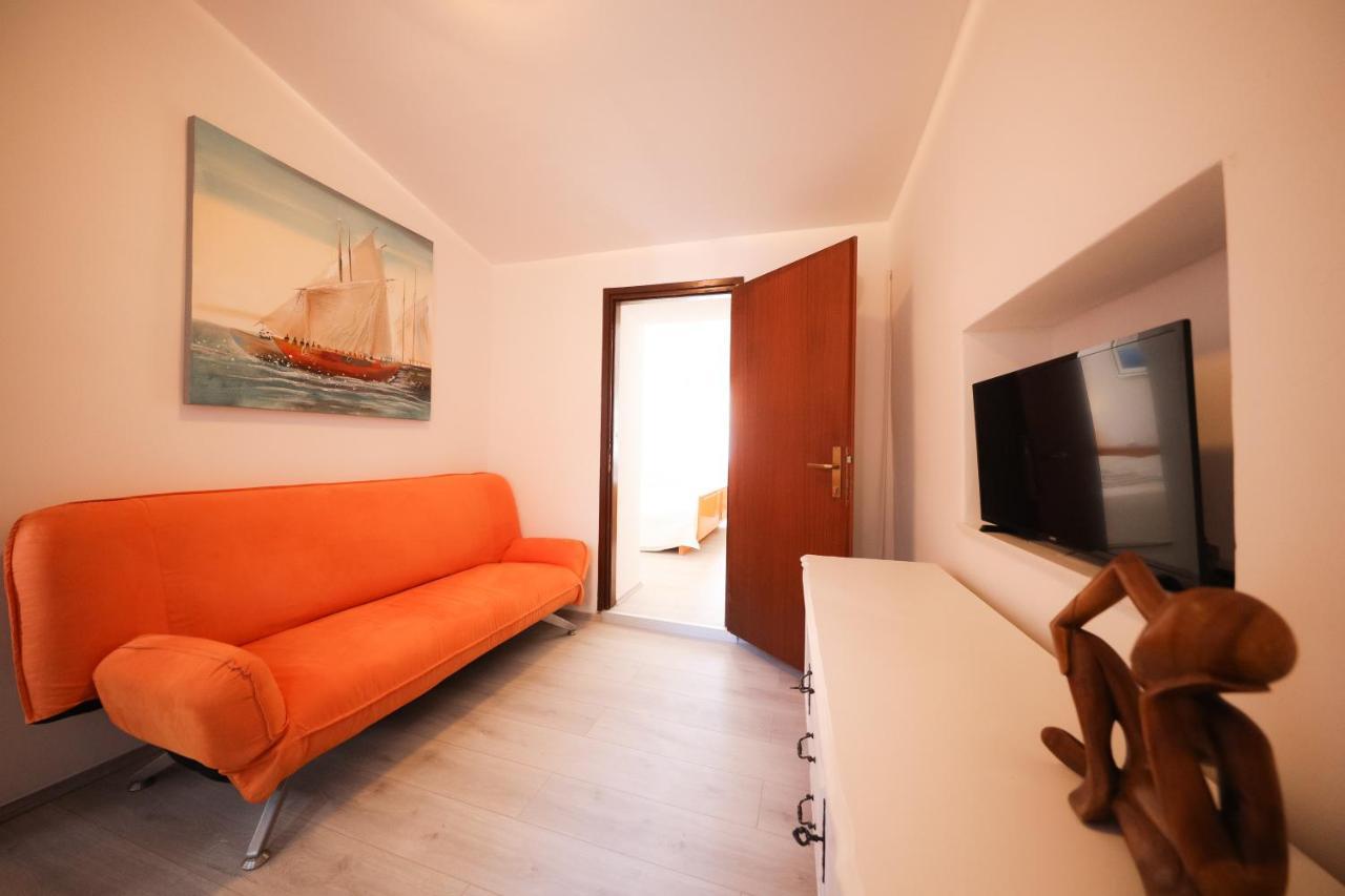 Two Bedroom Apartment In The Old Town Marija Zadar Exterior foto