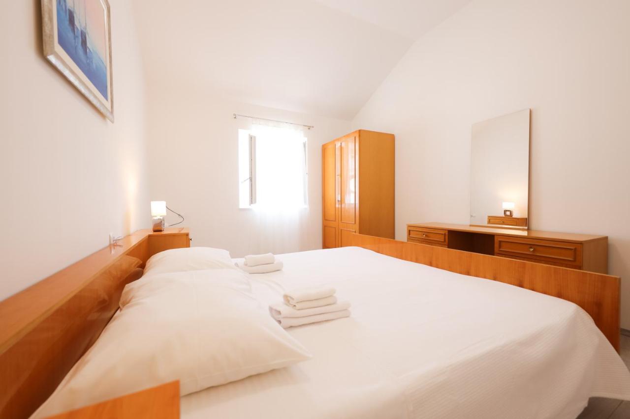 Two Bedroom Apartment In The Old Town Marija Zadar Exterior foto